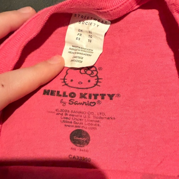 HELLO KITTY T-SHIRT BUNDLES - Picture 9 of 10